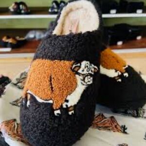 Shoe Fly | Women’s Fuzzy Black & Cream Hereford Cow/Bull  Slip-On Slippers | 9